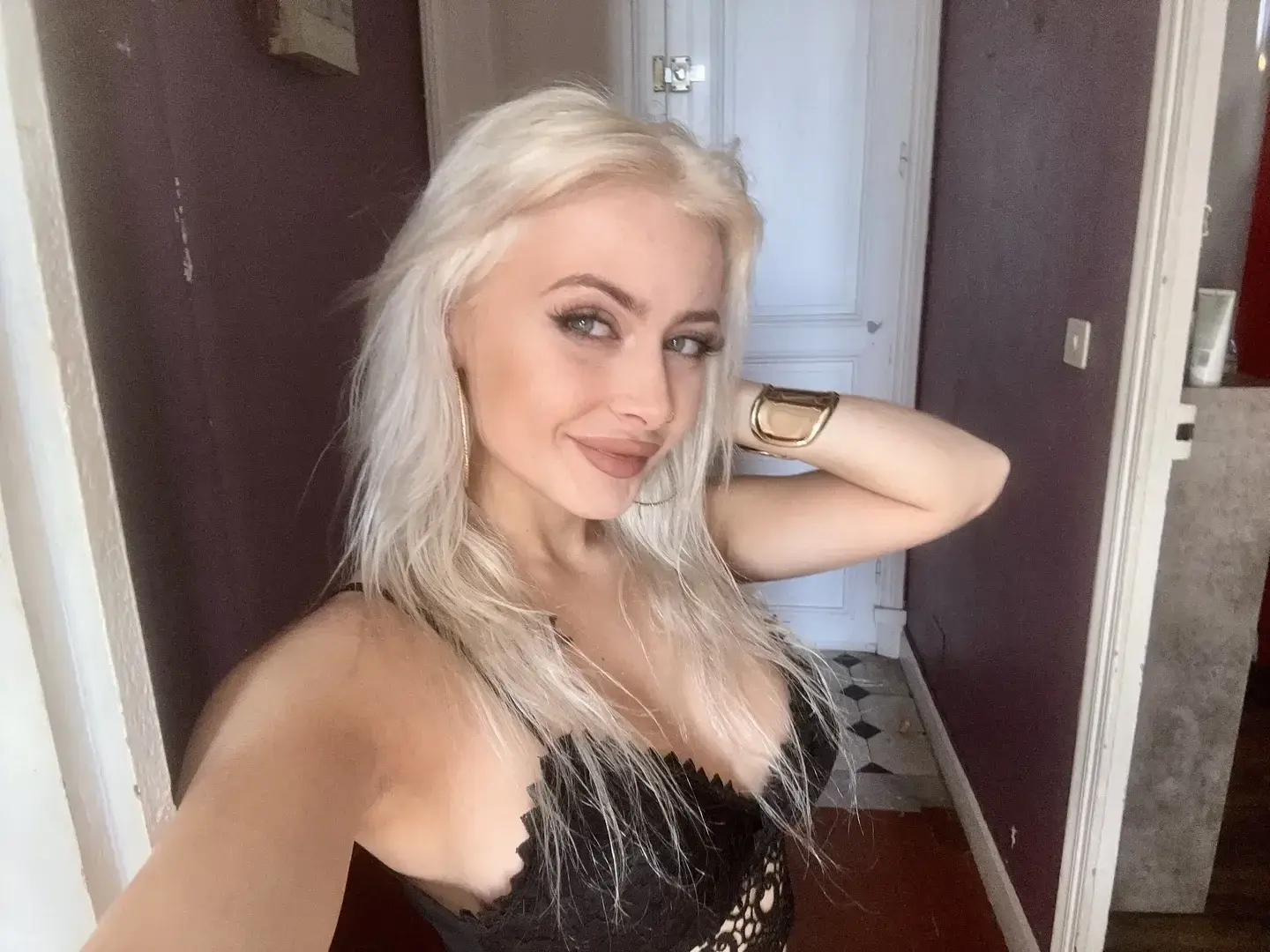 Leak public de Sinsixs — « Gratuit sans code, viens me rejoindre maintenant 😘 » (nude) sur MYM