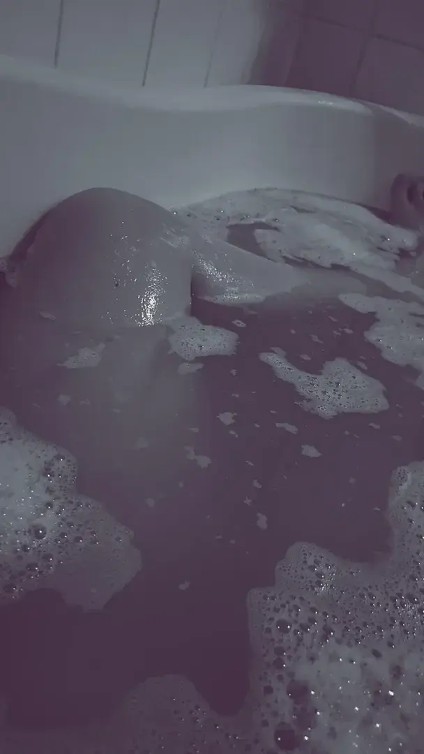 Leak & nude 5 — Grosse_chaudasse_