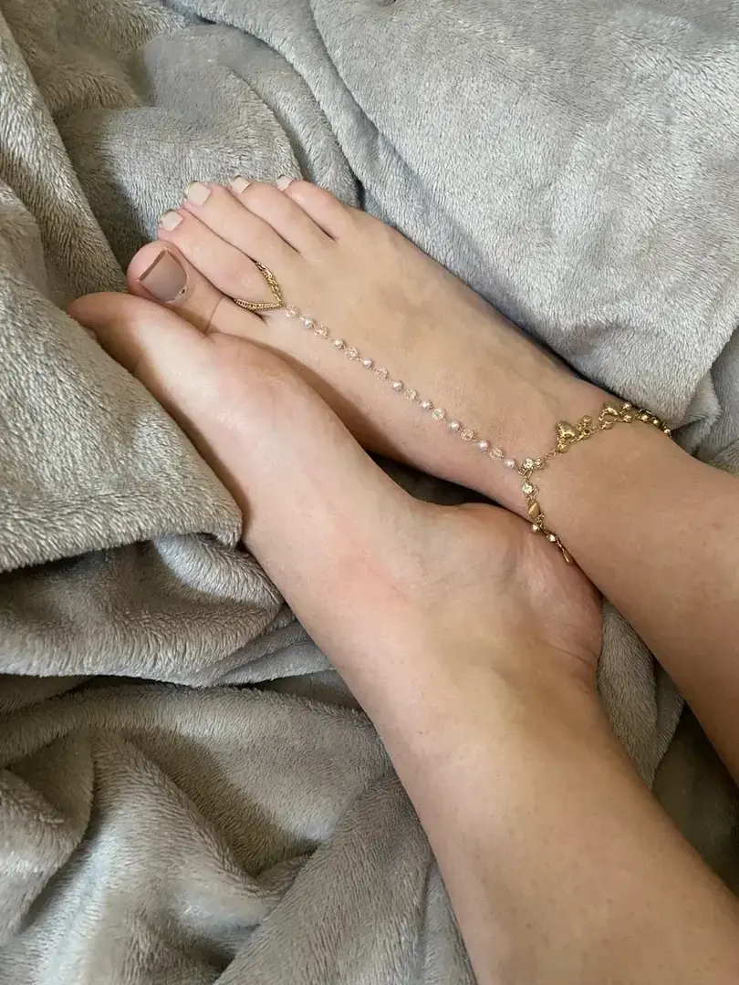 Leak & nude 3 — Petits_pied_nu