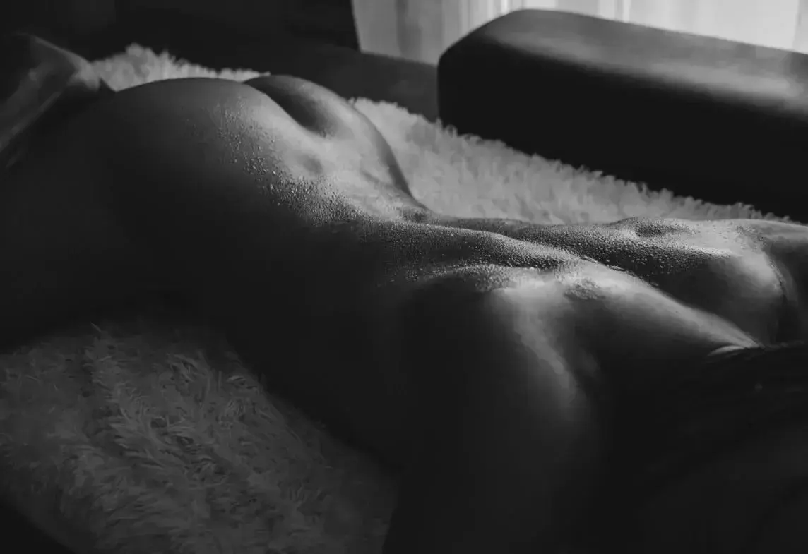 Leak & nude 4 — Louvali