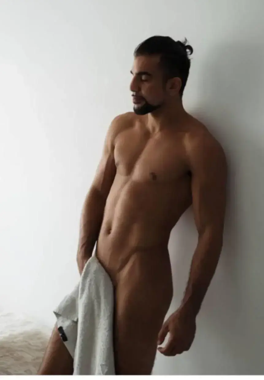 Leak & nude 5 — Louvali