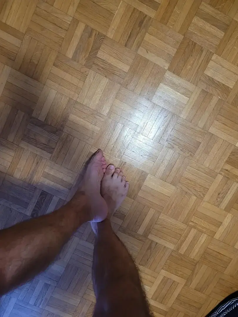 Leak & nude 1 — willaimbigfeet