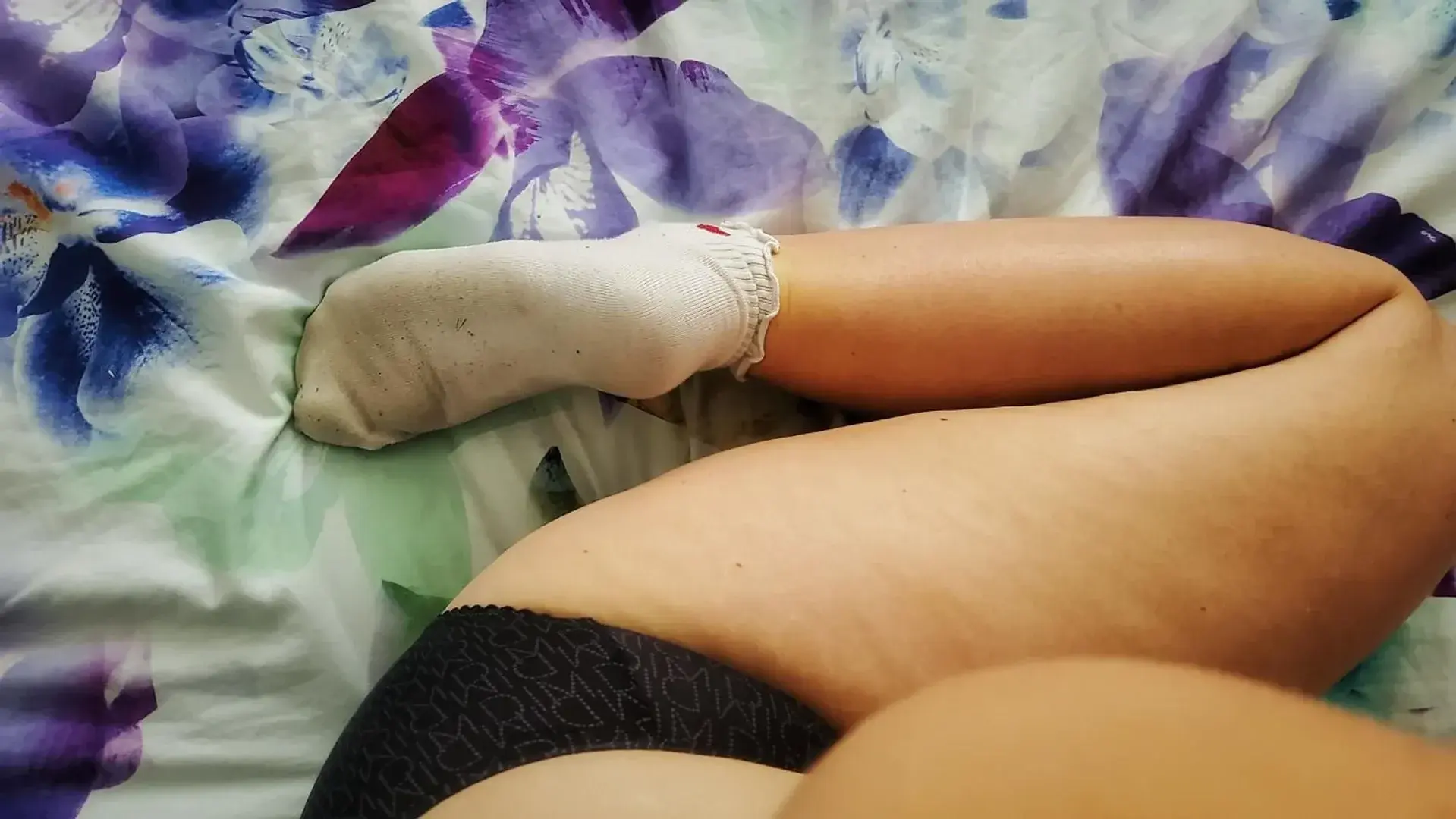 Leak & nude 2 — Pieds2cerise