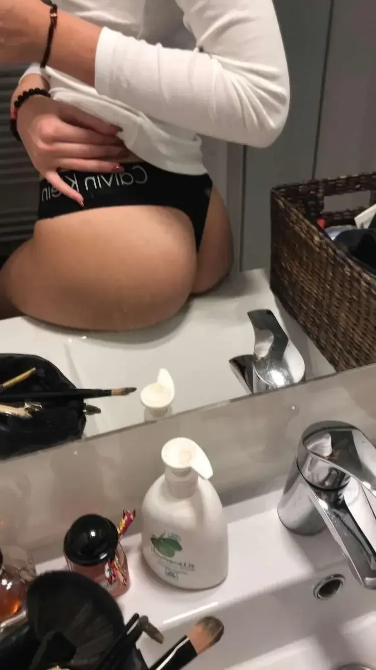 Leak & nude 2 — Lew94