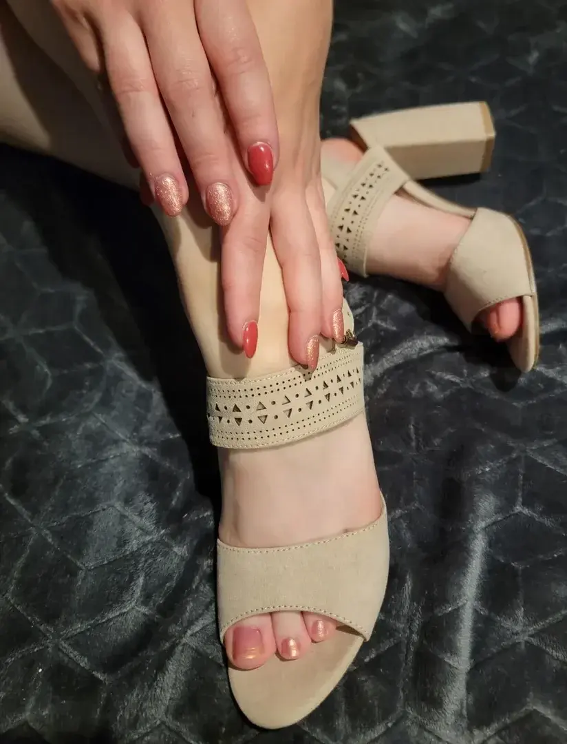 Leak & nude 1 — 50-nuances-de-pieds