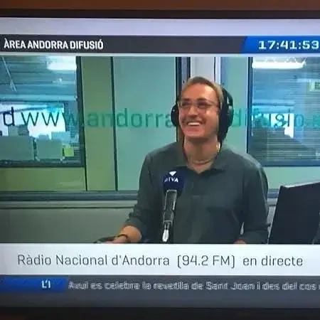 Mon émission radio en direct sur le service public durant 7 saisons.