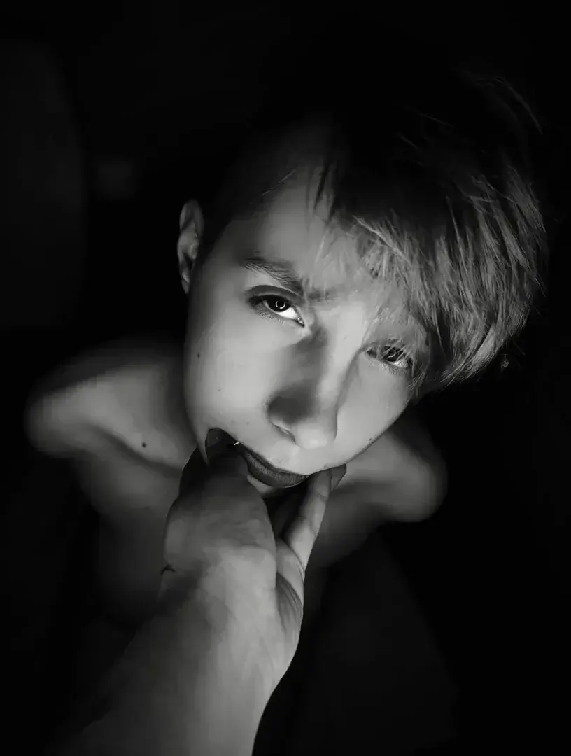 Leak & nude 5 — angel_-d
