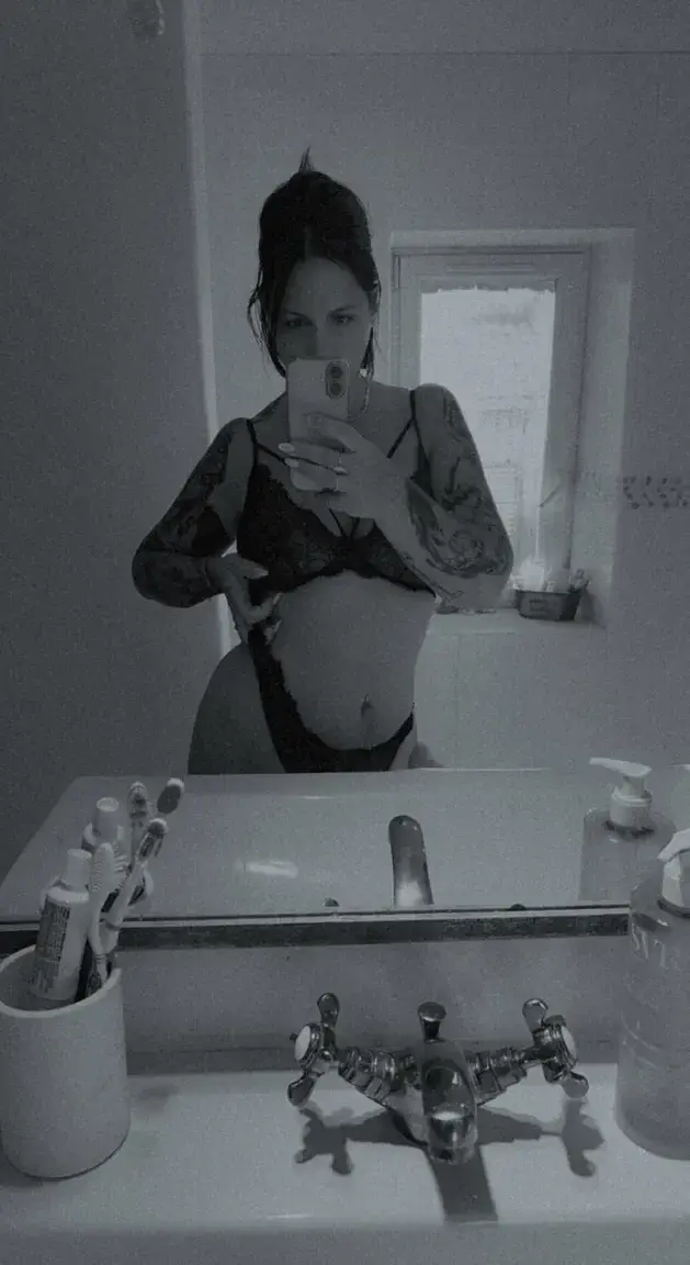 Leak & nude 3 — Elianor