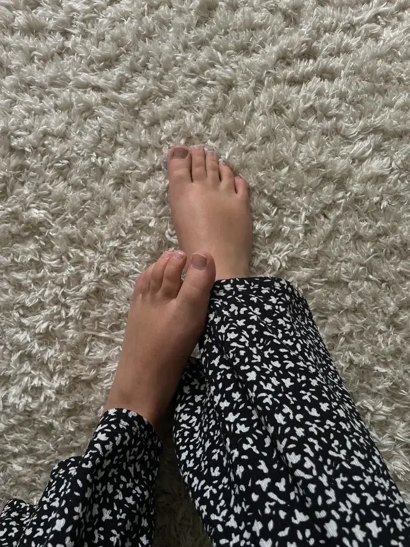 Leak & nude 1 — _carlitaa_