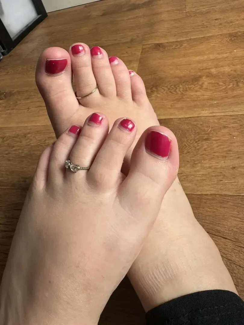 Leak & nude 1 — Piednud_17