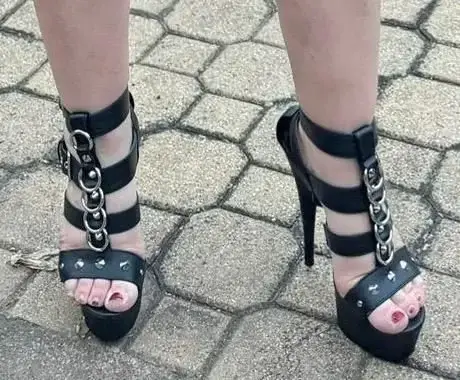 Leak & nude 5 — Feet_beat