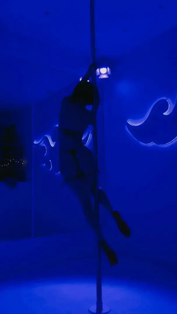Leak & nude 2 — Notbobrazowski