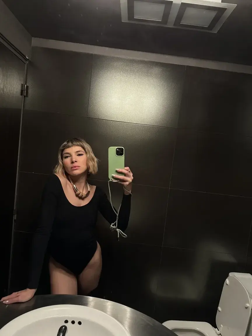 Leak & nude 4 — Agathe_feline