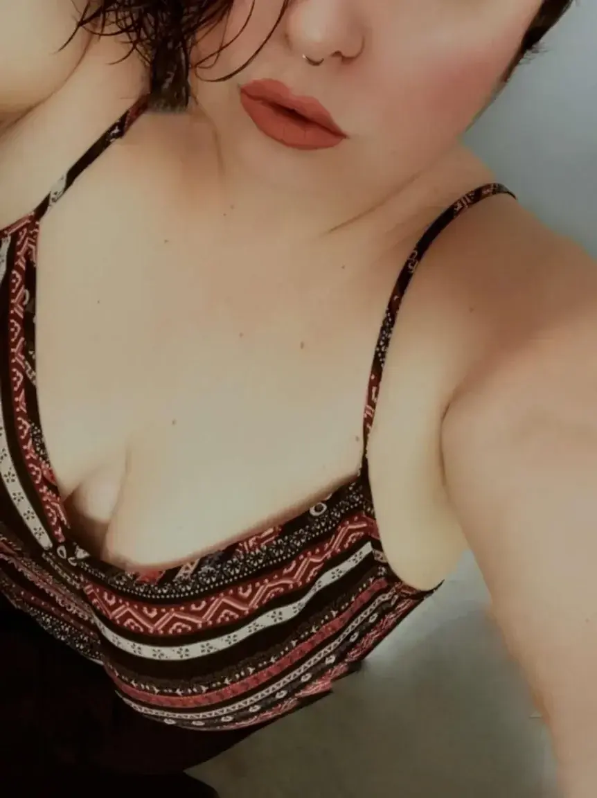 Leak & nude 3 — Toasty_mom