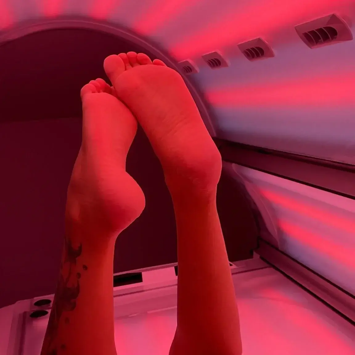 Leak & nude 3 — Feetishqueen