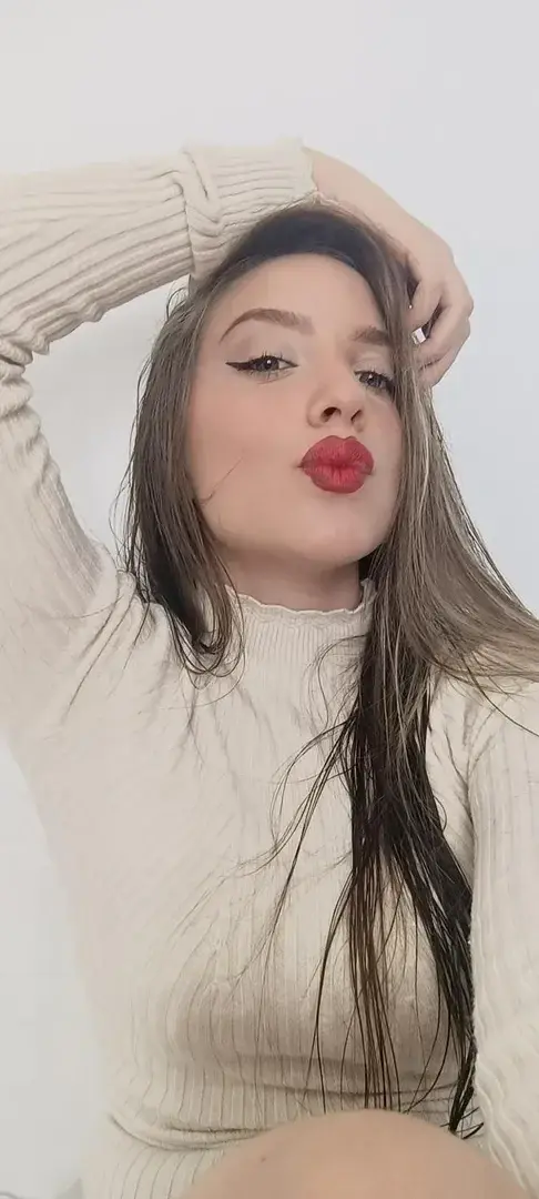 Leak & nude 3 — Andreina2