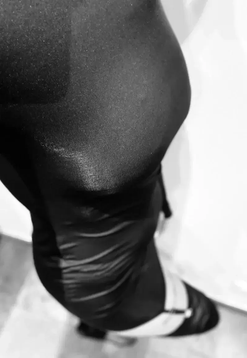 Leak & nude 1 — Divinamante