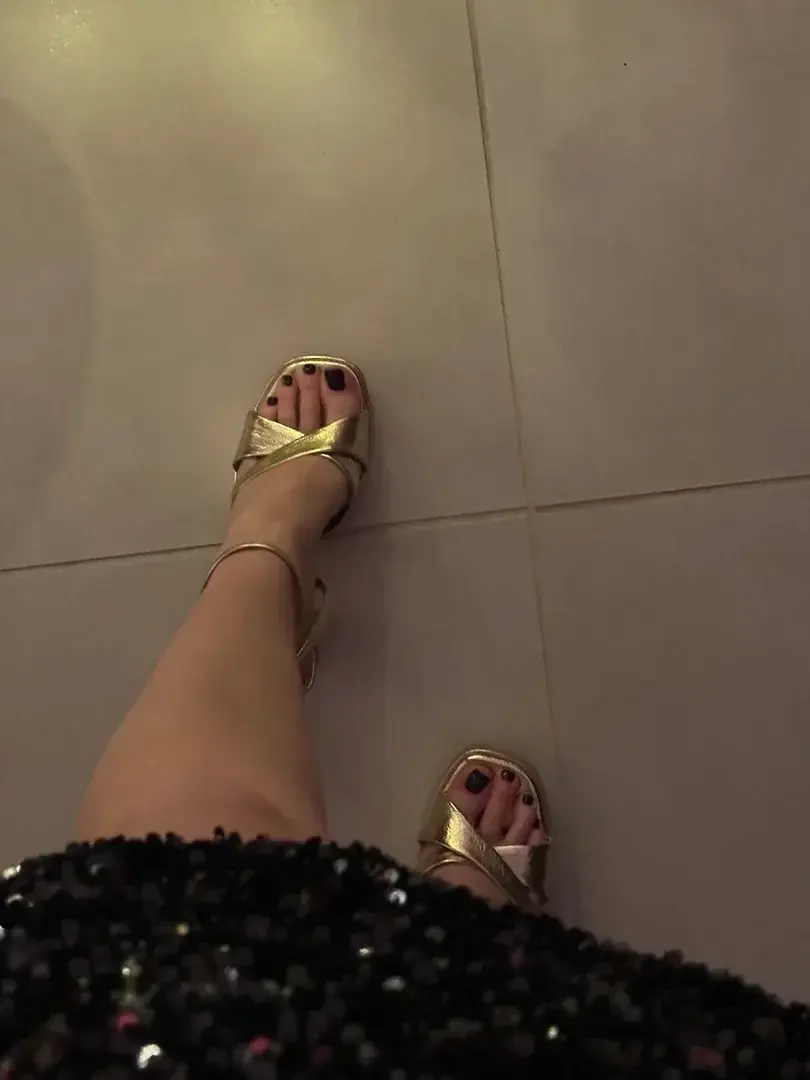 Leak & nude 1 — _lovelygirlsfeet