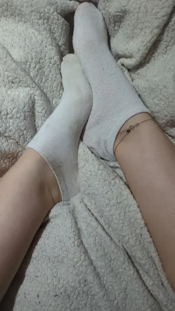Leak & nude 3 — Feet_of_emma