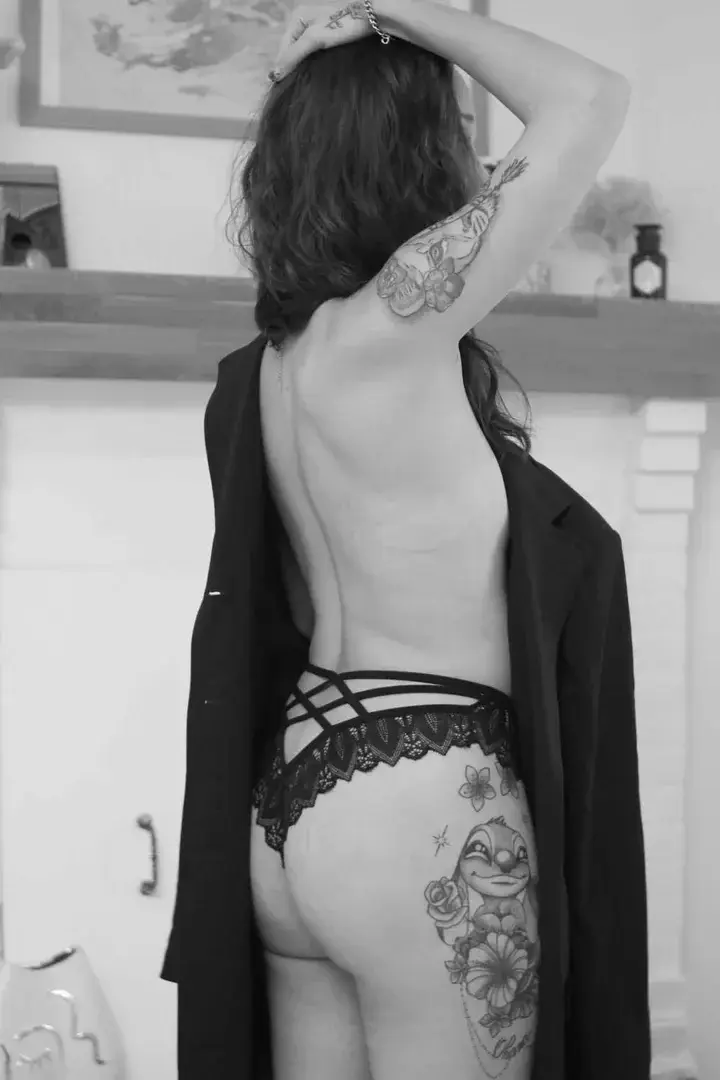 Leak & nude 4 — Bou_2_nichon