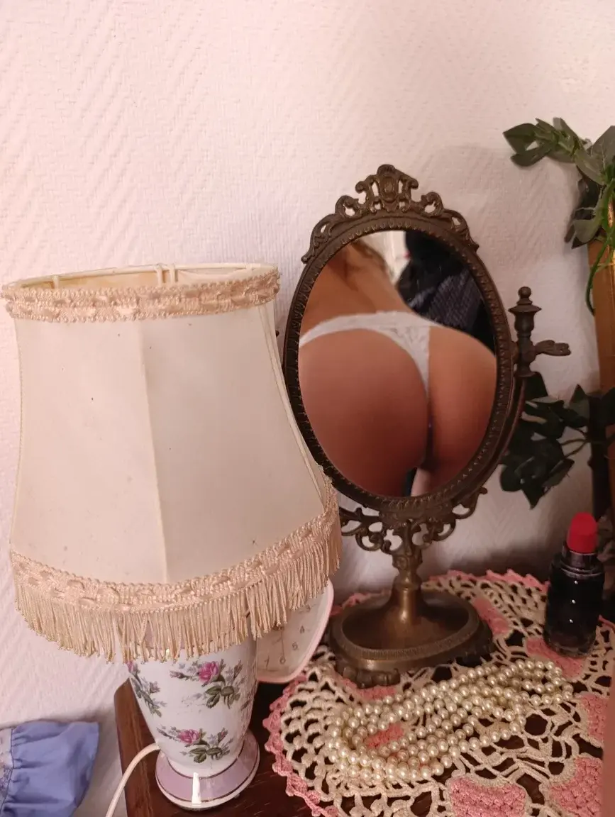 Le meilleur est en privé… tu viens ? 😈