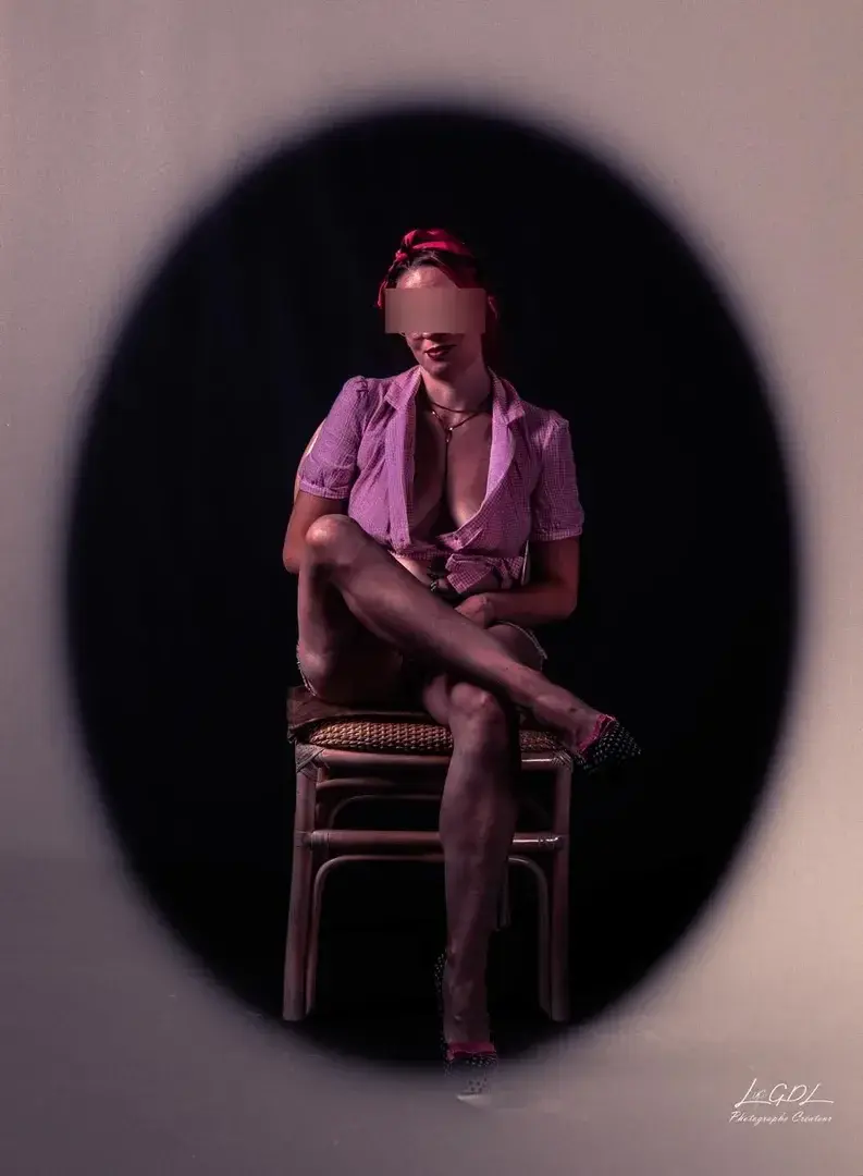 Leak & nude 5 — Ruby_strip
