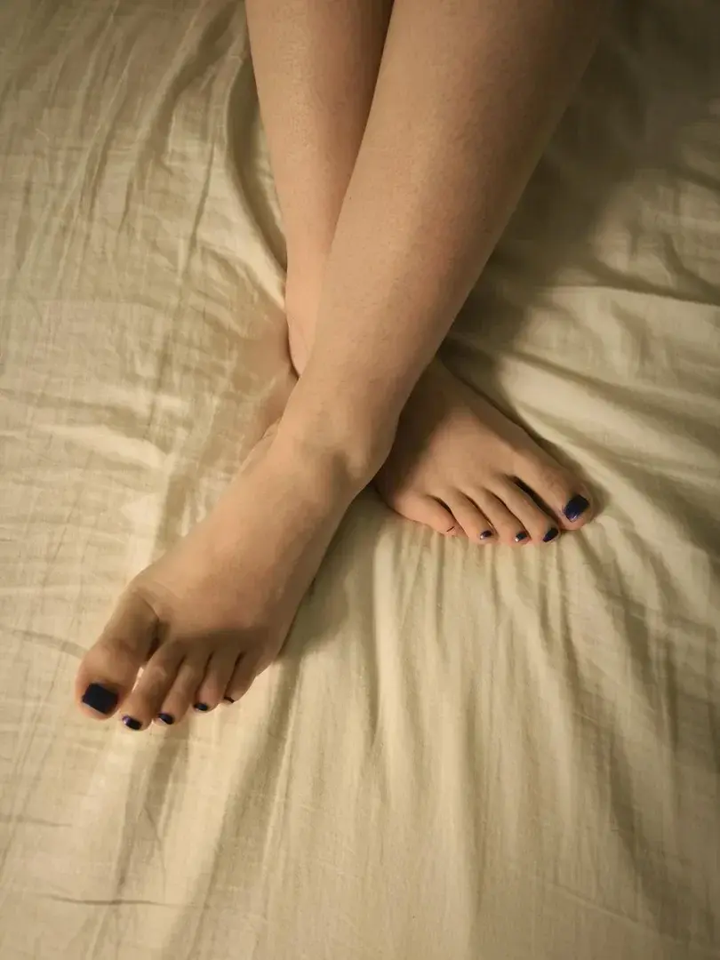 Photo de couverture de Girl_feet_and_body_sexy
