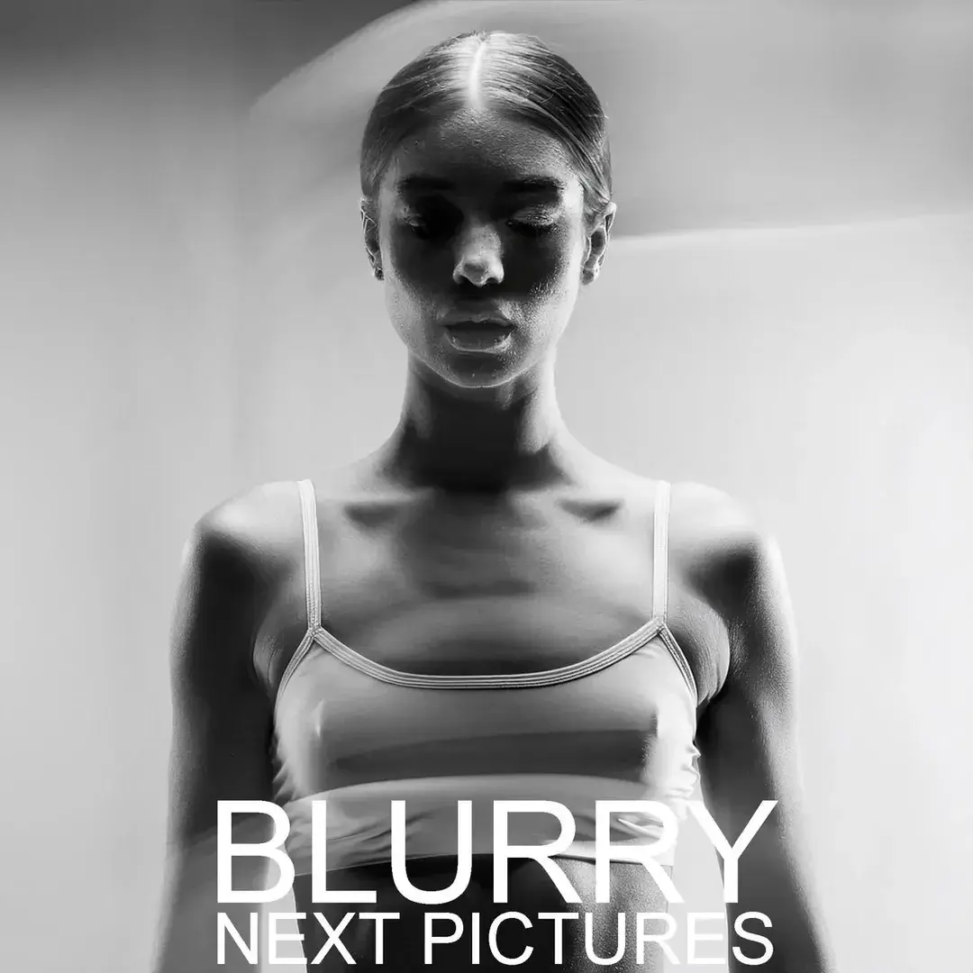 Leak & nude 1 — Blurry