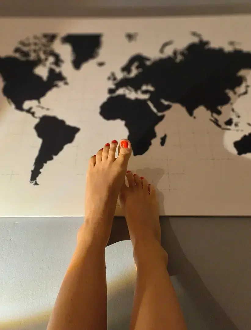 Leak & nude 1 — Olyfeet01