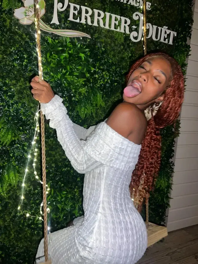 Leak & nude 12 — Queen_alii