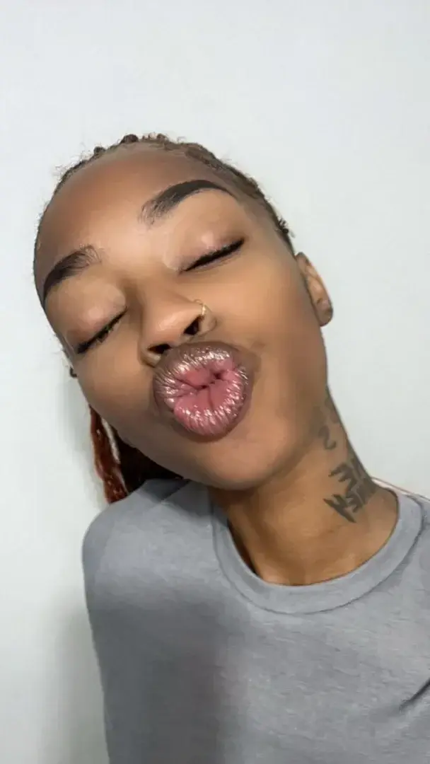 Leak & nude 15 — Queen_alii