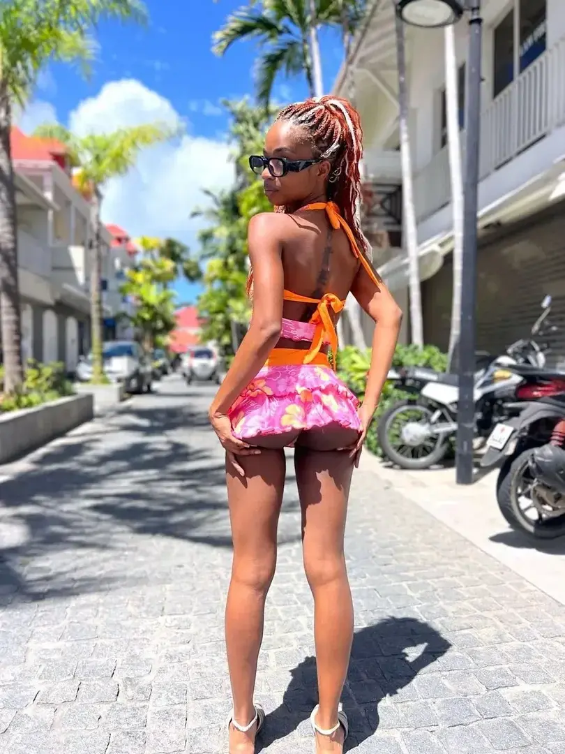 Leak & nude 16 — Queen_alii
