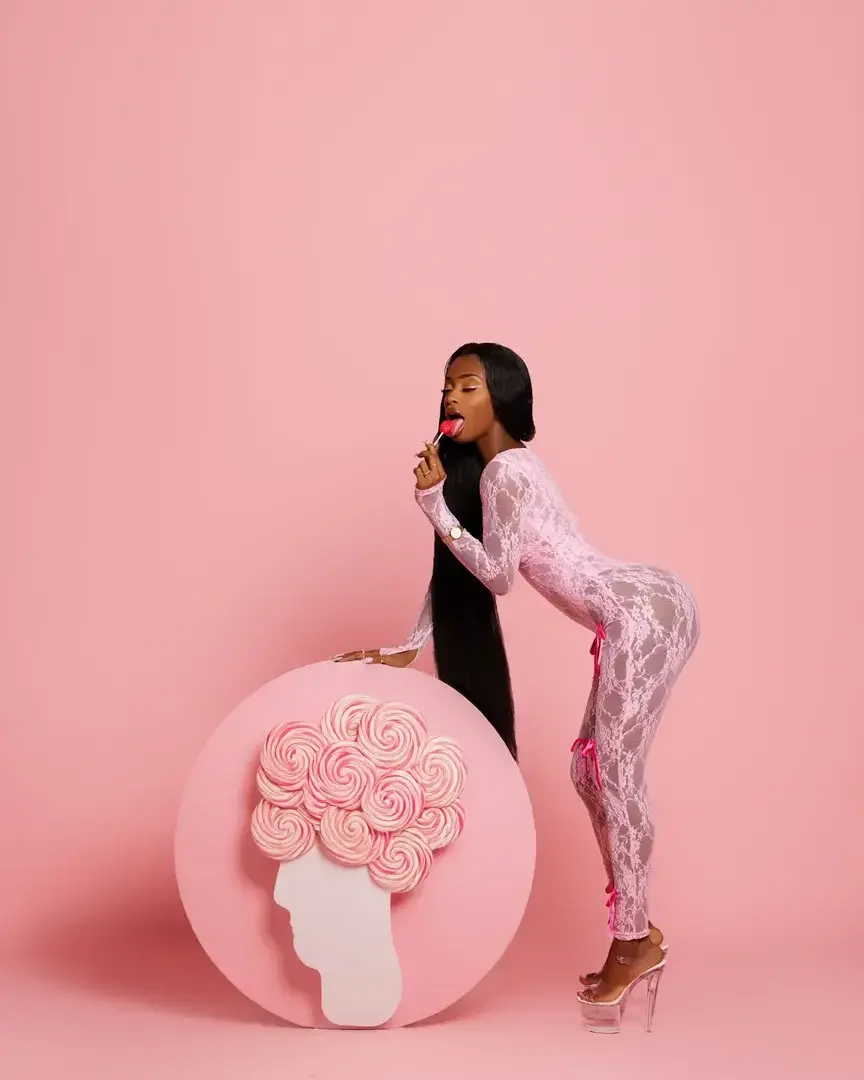 Photo de couverture de Queen_alii