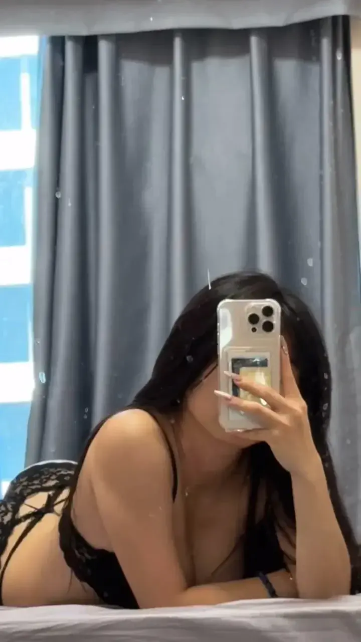 Pour toi j'enlève tout si tu veux 😇😉
