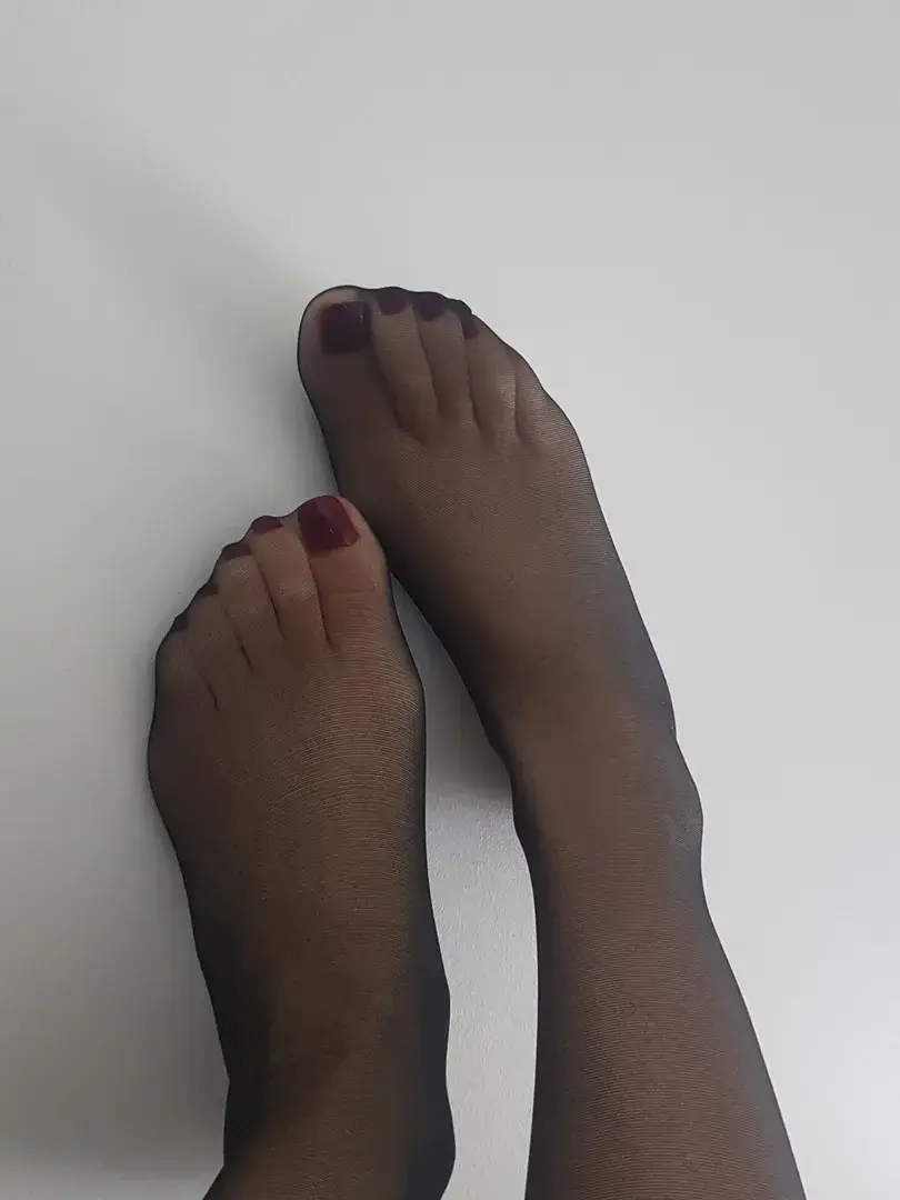 Leak & nude 4 — _piedsglam