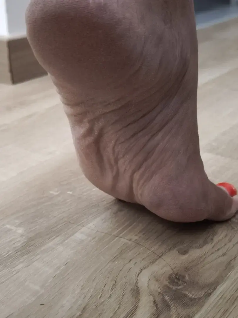 Leak & nude 5 — Notoriousfeet