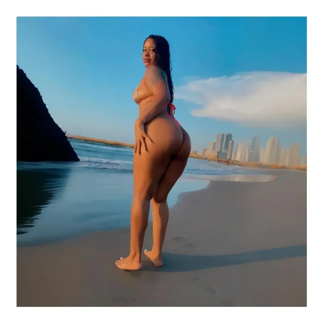 Leak & nude 2 — Hotlatinamafer