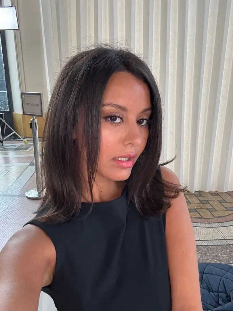 Leak public de Zahia — « description de la photo » (nude) sur MYM