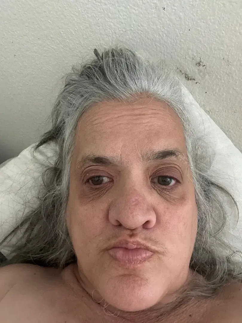 Leak & nude 1 — Grannybigboobs