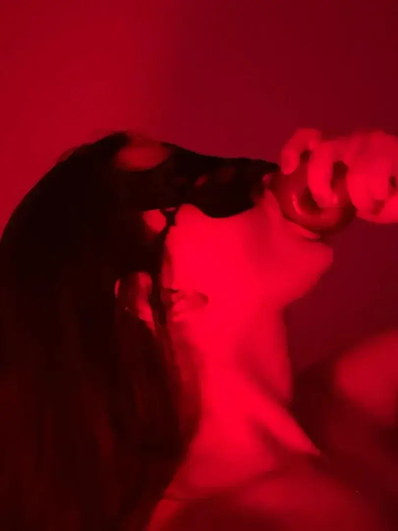 Leak & nude 1 — Red_tango