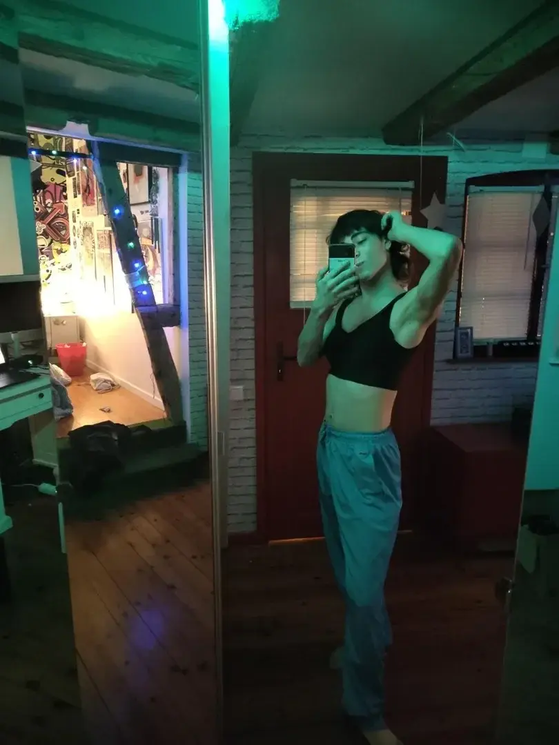 Leak & nude 4 — Angeltgirl