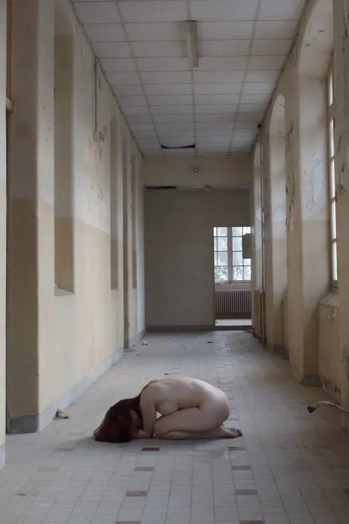 👄  #urbex #nude #body #girly