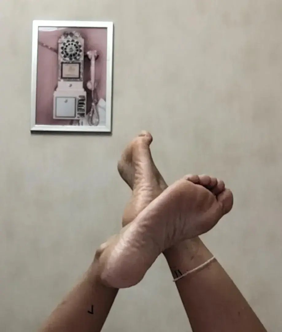 Leak & nude 9 — Beauty_of_feet_girl