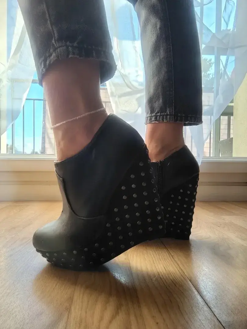 Photo de couverture de Beauty_of_feet_girl