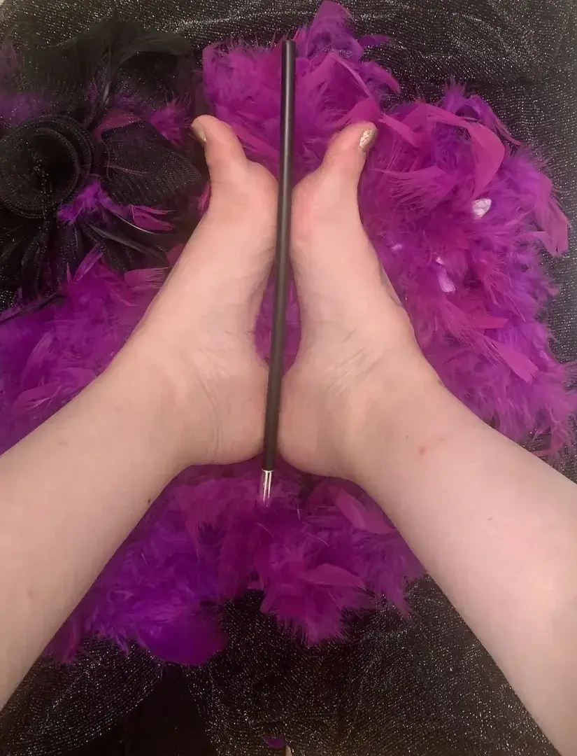 Leak & nude 1 — Fantasme_pied_tatoue