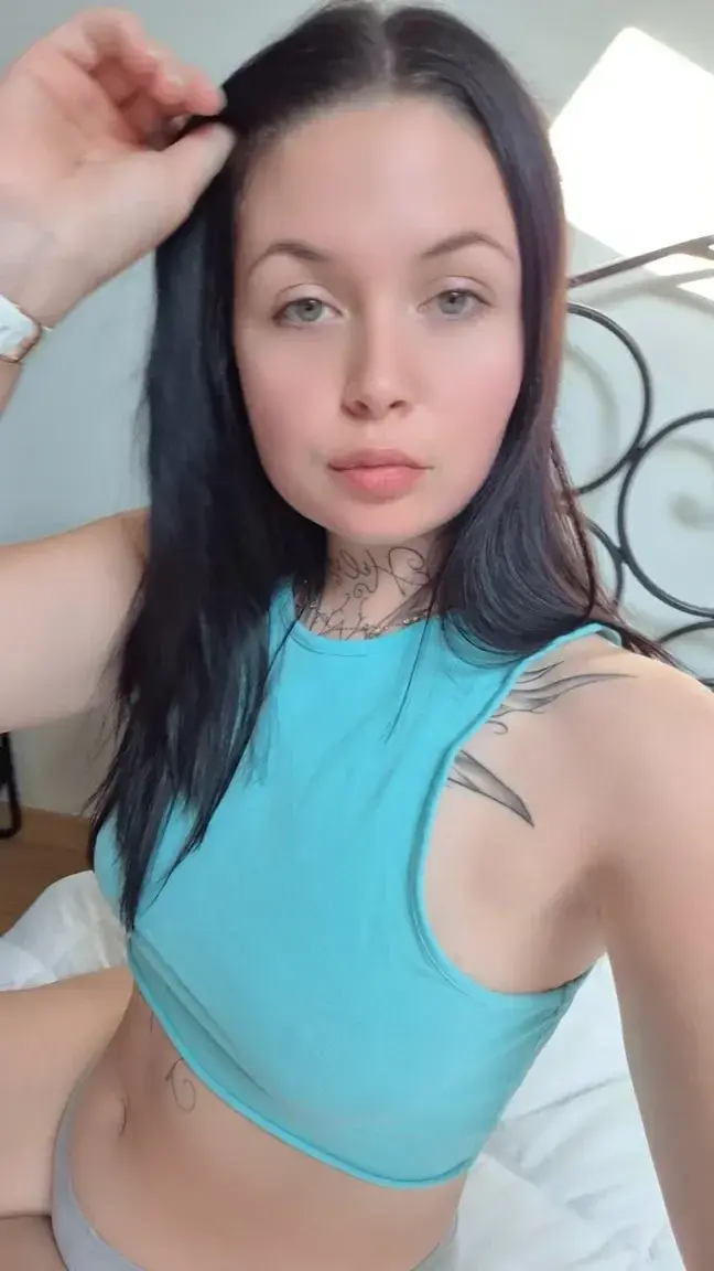 Lyly1311 - Photo exclusive MYM 3 | French Modèles