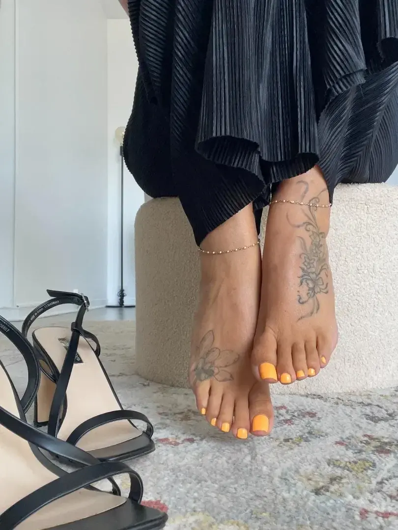 Leak & nude 2 — Emmanicefeet