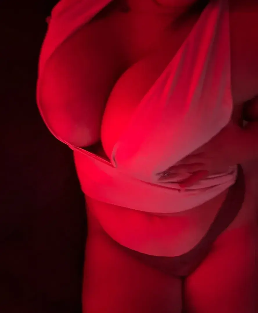 Leak & nude 3 — _annarosee