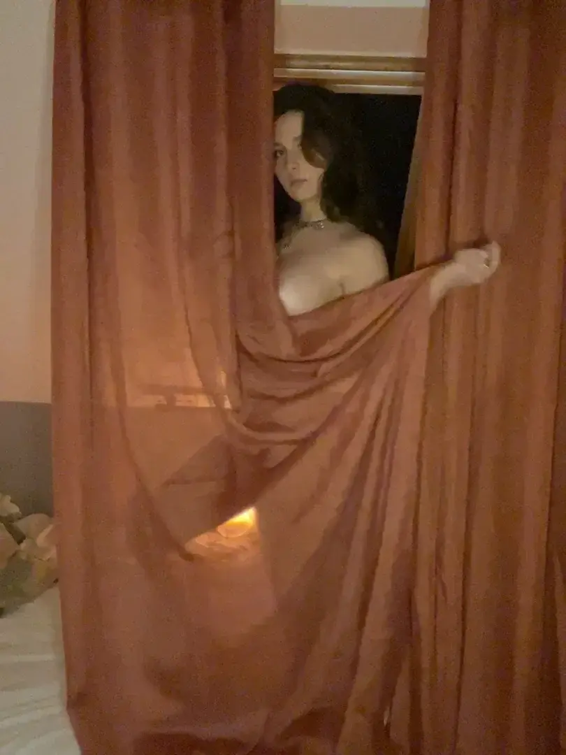 Lopezbylola — média 12 | French Modèles