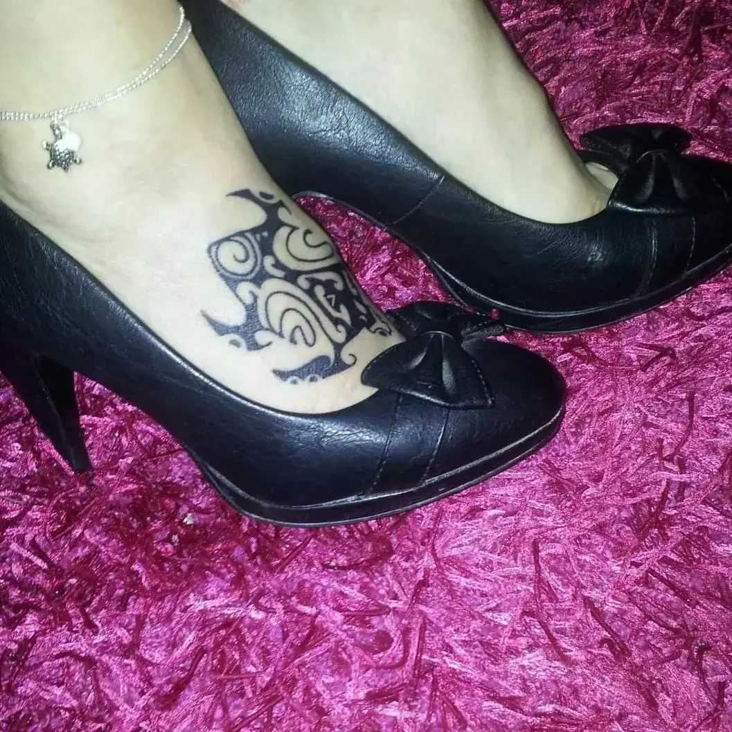 Photo de couverture de laadyyfeet